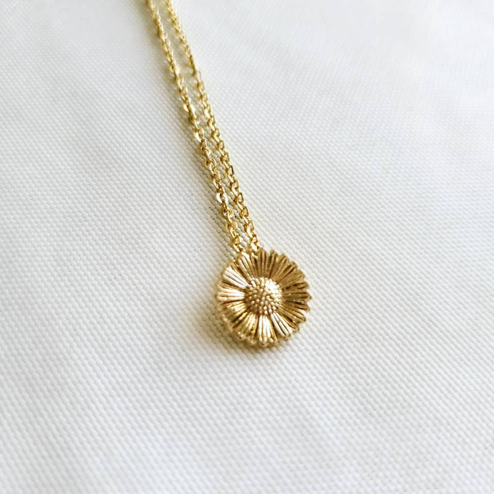 Daisy Flower Gold Necklace